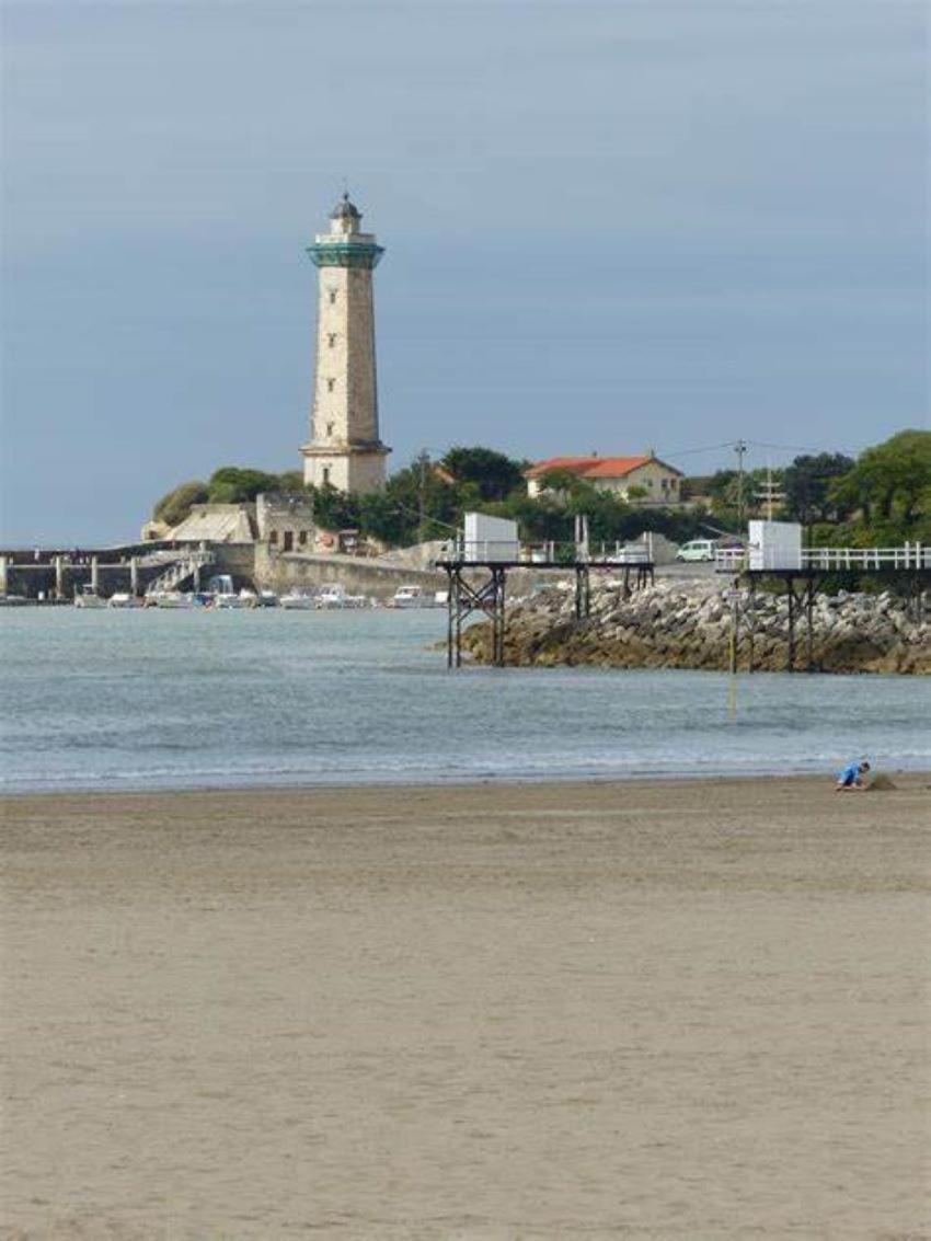 A 2 Pas De La Plage De La Vallieres サン・ジョルジュ・ド・ディドンヌ エクステリア 写真